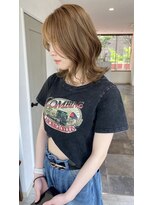 リズム(lysm)&nbsp;ベージュカラー × ミディアム