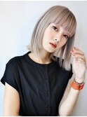 ホワイトベージュ　Wカラー　ボブ　横浜　ブリーチ