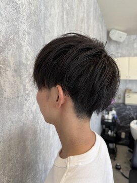 イーラ(E-LA) ツーブロックマッシュ