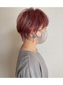 ピンクカラー×丸みショート