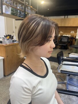 エム(EM) ホワイトベージュ/デジタルパーマ/チェリーブラウン/下北沢