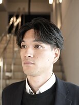 オーバル ジングウマエ(OVARL jingumae)&nbsp;フェザーパーマセンターパートシャドウパーマサーフカール