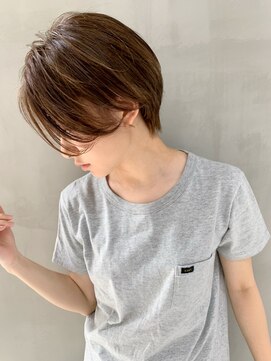 ミィ 表参道(mee.) 【mee.】ブチ 襟足スッキリショートヘア