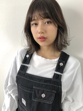 キートス(Kiitos) 【揺れるサイドバング】フリンジミニボブ