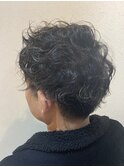無造作メンズニュアンスパーマ　メンズカジュアルパーマ刈り上げ