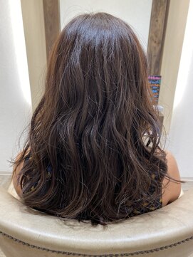 トータルビューティーハナコ(Total Beauty) セミロングスタイル