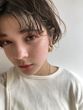 ローウェ 名駅(Louwe) 大人かわいいシースルーバング前髪ショート