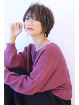 オーロ(ORO) アッシュブラウン小顔に見える大人ショート
