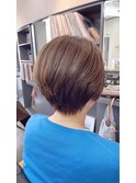 ショートボブ