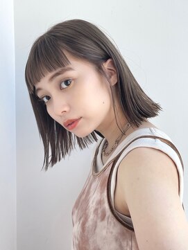 ガーデンヨコハマ(GARDEN YOKOHAMA) 切りっぱなしタッセルボブオリーブベージュ透明感カラー外ハネ