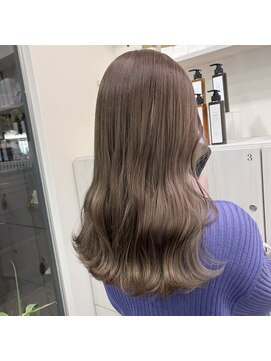 ユニ(Uni.) ベージュカラー