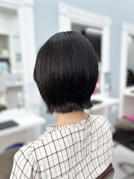 ジパングインスパイア 外はねミニボブ