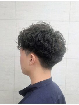 ノミネーション(Nomination) ツーブロショート×ゆるツイスパ