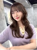 くびれヘアハイライトカラーアンプレラカラーレイヤーカット