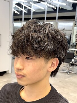 フィフスパーク(fifth PARK) 渋谷波巻きツイストスパイラルシャドウパーマ緩めメンズカット