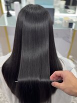 ラ ミュウ バイ ディーアンドティー(LA MIU by D&T)&nbsp;乾かすだけで纏まる艶髪縮毛矯正