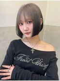 グラデーションカラー 切りっぱなしボブ ブルーシルバーカラー