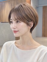 ビュートリアム 南青山(BEAUTRIUM)&nbsp;ショートヘアショートボブ耳掛けショート大人ショート表参道青山