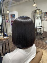 ティティアンバイイザ(titian by IZA) ミディアムボブ×ダメージレス縮毛矯正