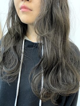 カルム(calmost) ルーズロング×グレージュカラー＊小机 美容室