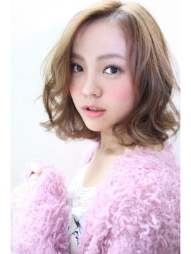 ワーフ ウエスト イタミ(wharf west itami) 【wharf west itami】大人かわいい×ゆるふわボブ