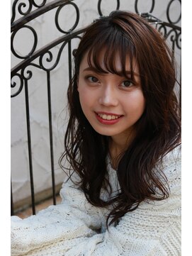 ブリーチ ラボ エーアイ 原宿店(BLEACH LABO Ai) 20代30代40代50代 色っぽふんわりロングの重軽ウェーブヘア♪