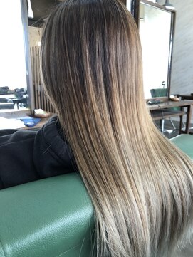 ビューティアンドスパ ガガ(GAGA) ハイライトバレイヤージュ グレーブラウン