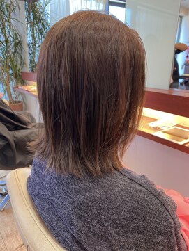 マーリャヘアー(mallia hair) くびれ外ハネミディアム