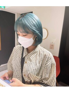 エヌプラス(N+) 黒髪グラデヘアーオリーブグレー小顔に見せるヘアココアベージュ