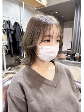 ヨム(YOMU) フェイスレイヤーカット