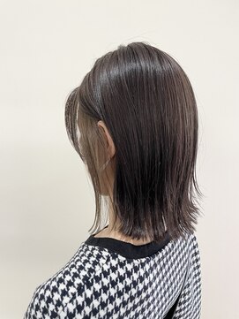 アングゥ ウル(ungu ul) インナーカラー/ピアスカラー/ベージュカラー/ボブ