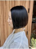 リンゴ酸熱トリートメントでちゅるんと黒髪ボブ