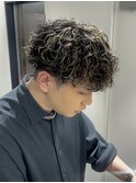波巻きマッシュパーマメンズツイストスパイラルツーブロック
