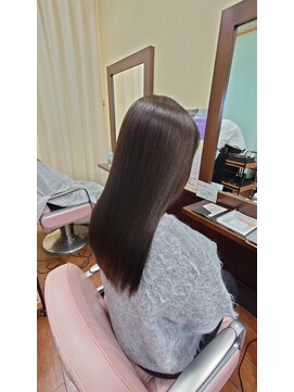 イル デ パン ILE DES PINS ロングヘアカラー