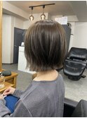 オリーブグレージュ×エアリーボブ