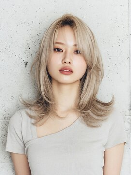 クレビア 名古屋(CreBiA) 韓国/髪質改善/レイヤーカット/ミディアム/小顔/透明感カラー