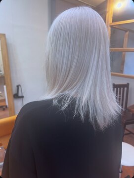 メロウ 湯布院(MELLOW) ホワイトヘア