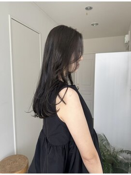 レイヤーカットバレイヤージュオリーブグレージュハッシュカット