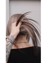 ヴァーディ オモテサンドウ(Vardy omotesando) design/三毛猫カラー デザインカラー 裾カラー y2k