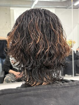 レボ 神宮寺店(Revo) 襟足も一緒に。サーフカールスタイル