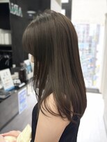 アリア イースト バイ エクラート 新宿東口店(ARiA east byECLART)&nbsp;オリーブグレージュ×レイヤーカット