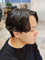 エリマ 横浜西口(elima)&nbsp;軽やかフェザーパーマのセンターパート◎
