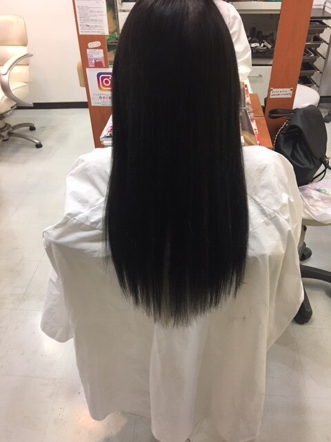 ダークブラウンアッシュロングヘアー