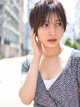 カンナ(Canna) エアリーミディ/ショートパーマ/黒髪/ホワイトアッシュ/TOKIO