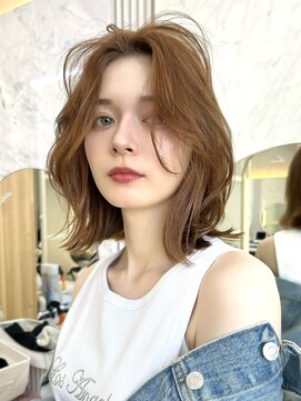 アフロートリノ(AFLOAT Leino) 小顔ヘルシーレイヤースタイル透明感カラー【修】20代30代40代