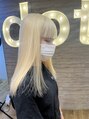 ヘアサロン ドット トウキョウ カラー 町田店(hair salon dot. tokyo color) 外国人ガールのような抜きっぱなしブロンド[ケアブリーチ/町田]