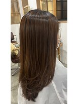 サロン(SALON) 酸性ストレートで、とっても柔らかい手触りに＋レイヤースタイル