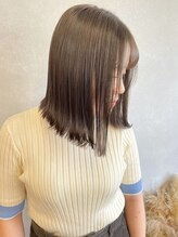 ミュラ(mulah) 透明感カラーオリーブベージュ＊ミディアムボブシアーカラー