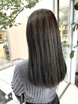 クロエ バイ ラヴィズム 小針店(CLOE by LUVISM) コントラストバレイヤージュ