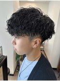 横浜ツイスパ波巻きパーマメンズマッシュウルフ刈り上げなし